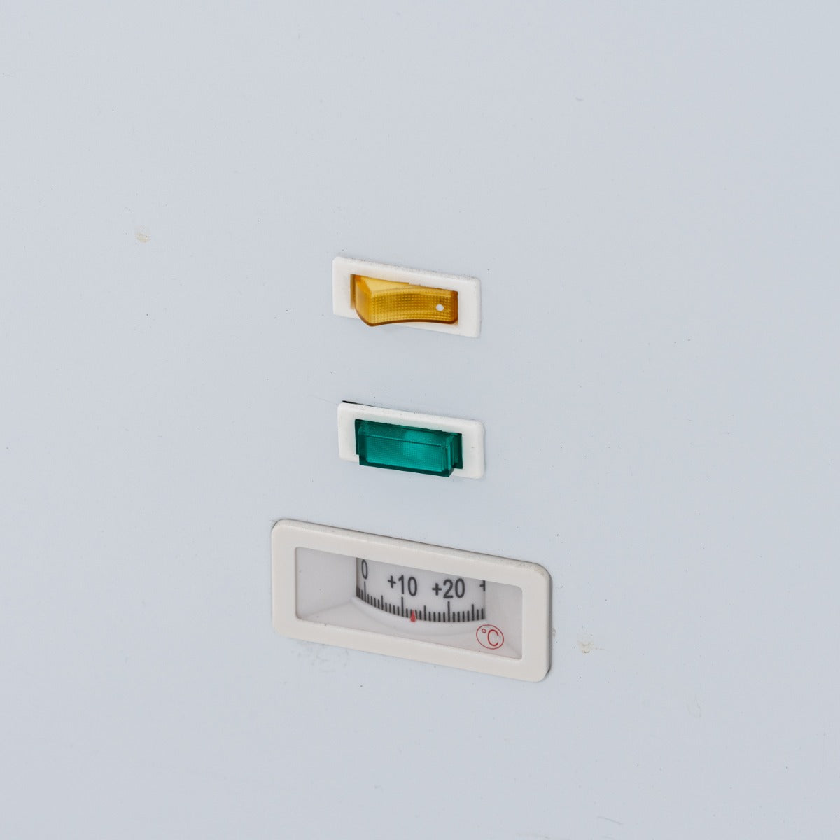 620L Curved Glass Lid Freezer