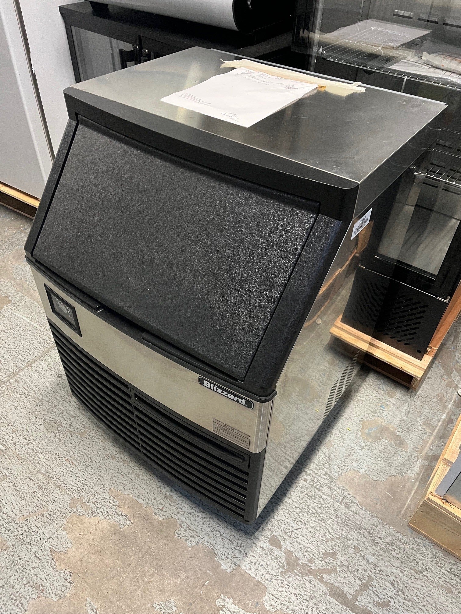 90kg Integral Ice Maker