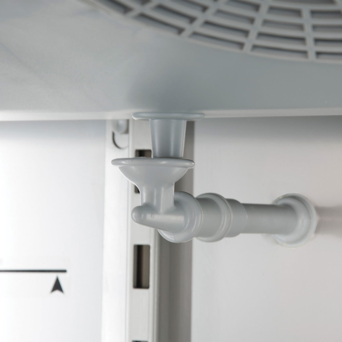 Upright 560L Slim Single Hinged Door Freezer